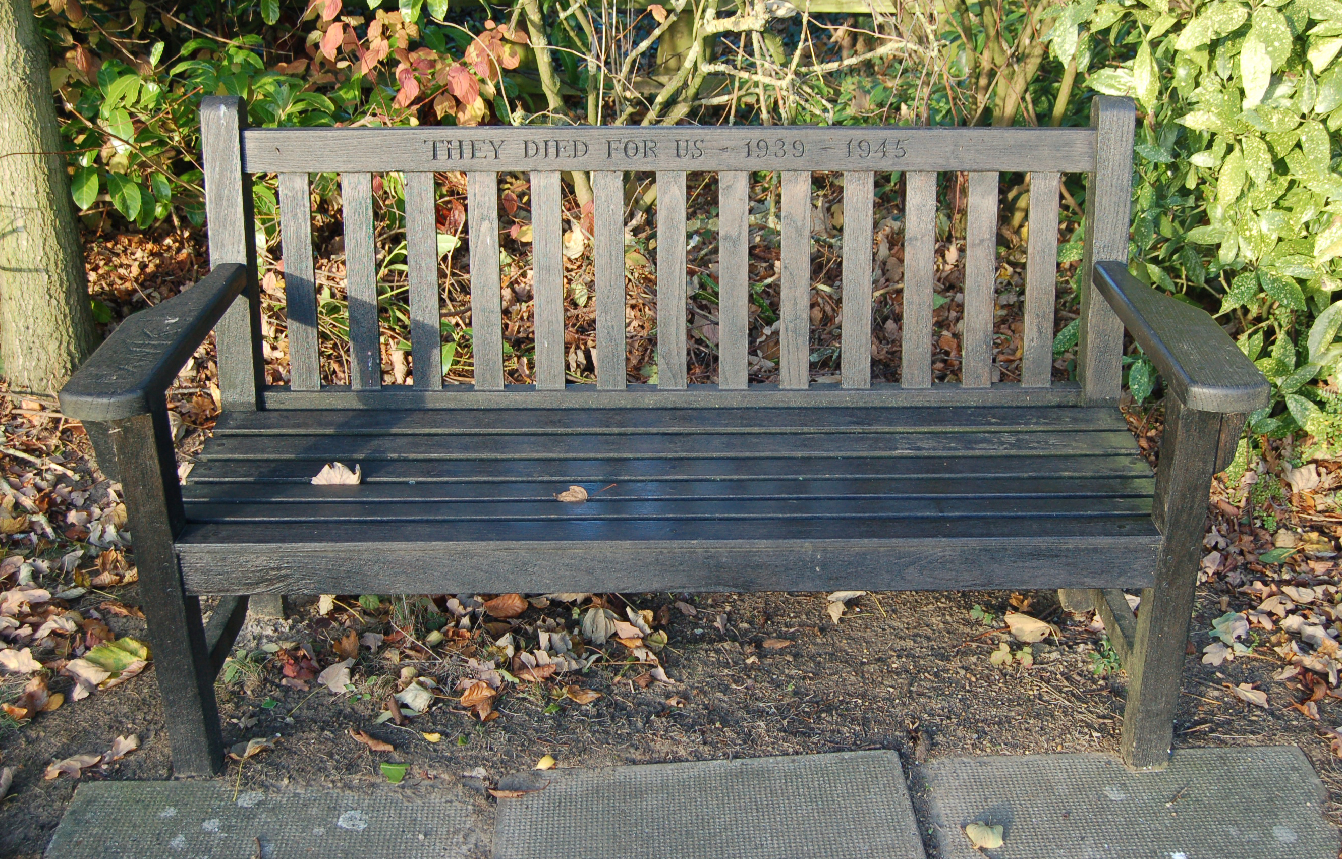 WW2 Memorial Bench, Brundall Parish Cemetery - War Memorials Online